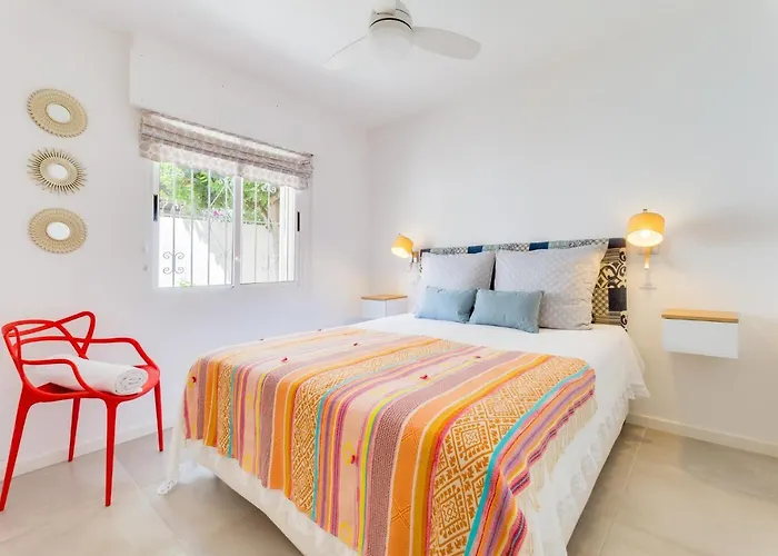 Casa Torre Y Mar With 2 Bedrooms Pool Barbecue Patio & Sun Terrace Torrevieja