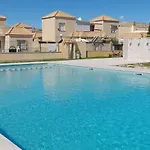 Casa Torre Y Mar With 2 Bedrooms Pool Barbecue Patio & Sun Terrace *