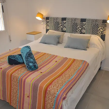 Сasa de vacaciones Casa Torre Y Mar With 2 Bedrooms Pool Barbecue Patio & Sun Terrace Torrevieja