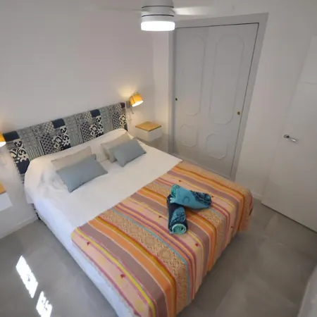Casa Torre Y Mar With 2 Bedrooms Pool Barbecue Patio & Sun Terrace Holiday home *