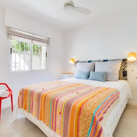Casa Torre Y Mar With 2 Bedrooms Pool Barbecue Patio & Sun Terrace 托雷维耶哈