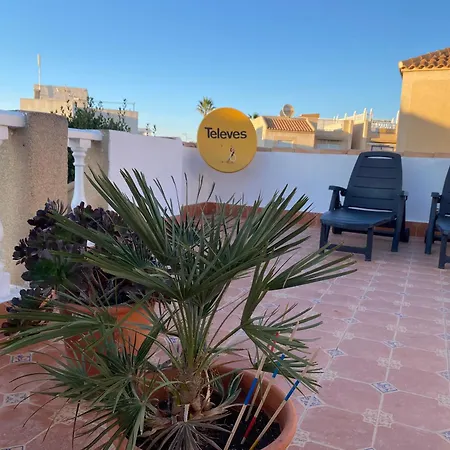 Casa Torre Y Mar With 2 Bedrooms Pool Barbecue Patio & Sun Terrace * 托雷维耶哈