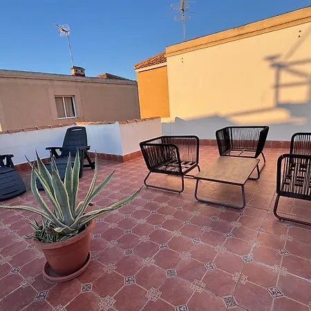 Casa Torre Y Mar With 2 Bedrooms Pool Barbecue Patio & Sun Terrace *