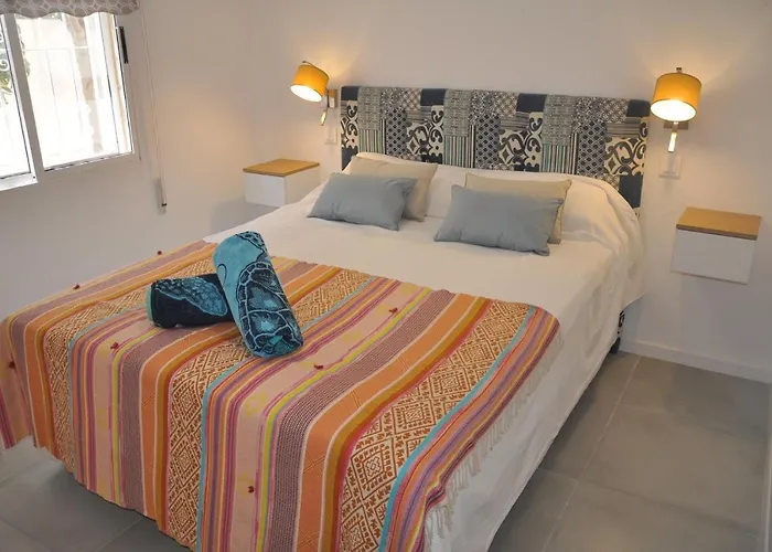 Dom wakacyjny Casa Torre Y Mar With 2 Bedrooms Pool Barbecue Patio & Sun Terrace Torrevieja