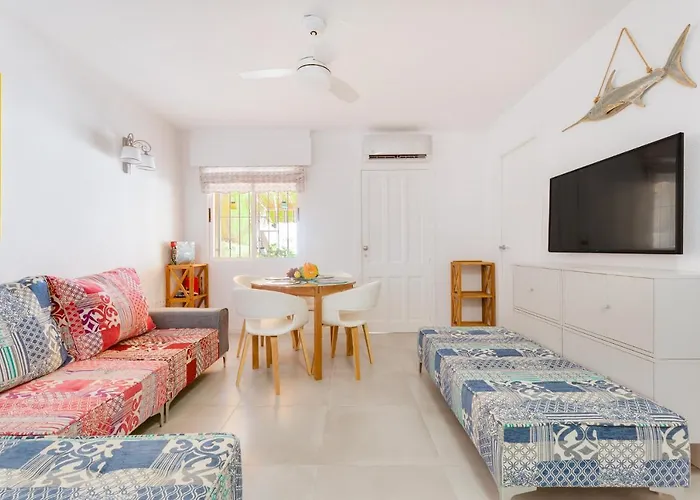 Casa Torre Y Mar With 2 Bedrooms Pool Barbecue Patio & Sun Terrace Torrevieja