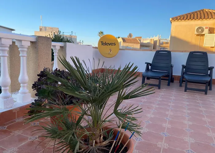 Casa Torre Y Mar With 2 Bedrooms Pool Barbecue Patio & Sun Terrace * Torrevieja
