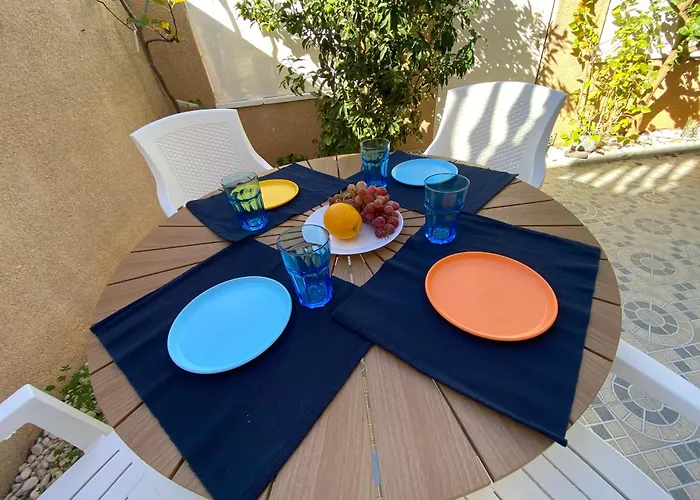 Casa Torre Y Mar With 2 Bedrooms Pool Barbecue Patio & Sun Terrace *