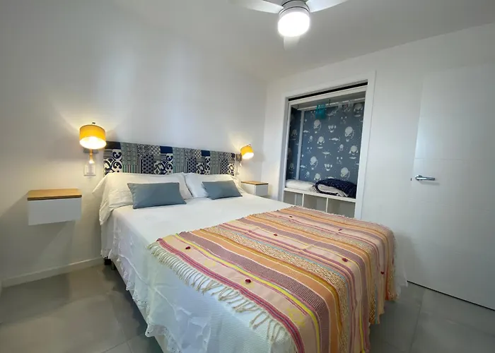 Casa Torre Y Mar With 2 Bedrooms Pool Barbecue Patio & Sun Terrace * Torrevieja